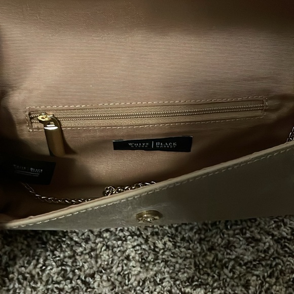 White House Black Market Gold Clutch - Picture 4 of 8